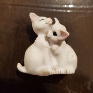 Vintage Fabrizio for George Good Cat Figurine 🐈